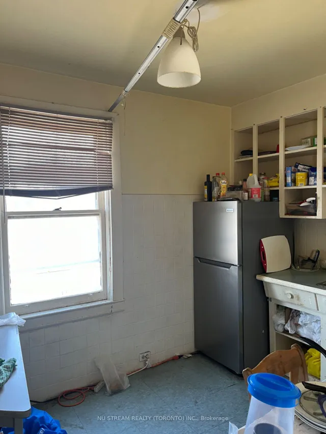 Additional image 10 of 279 St. Helen's Ave