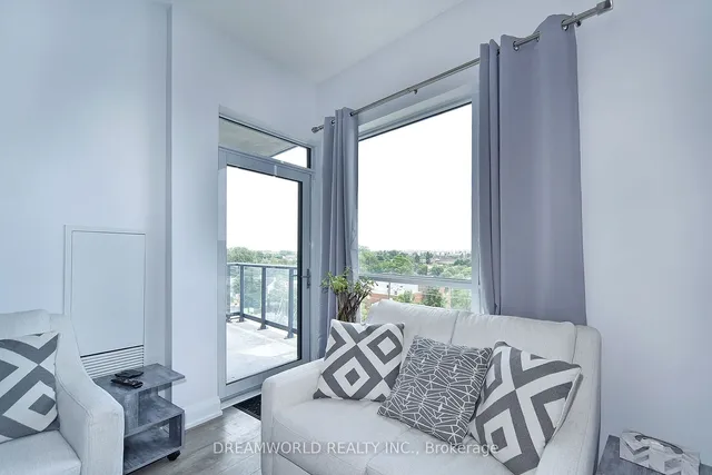 Additional image 11 of 2800 Keele St Unit 604