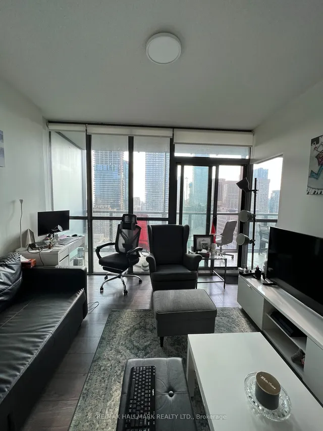 Additional image 5 of 110 Charles St Unit 2905