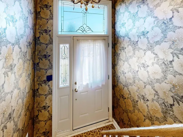 Additional image 3 of 10 Bengal Crt