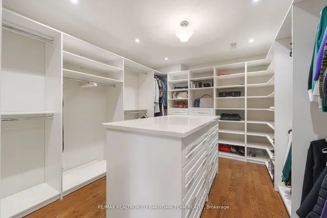 Additional image 23 of 14 Cosmic Dr