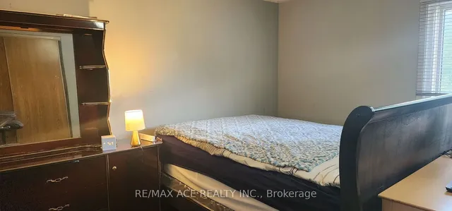 Additional image 12 of 61 Warwick Castle Crt