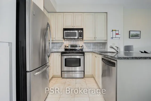 Additional image 9 of 438 King St Unit 612