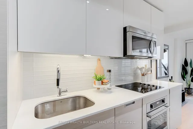 Additional image 10 of 210 Simcoe St Unit 1706