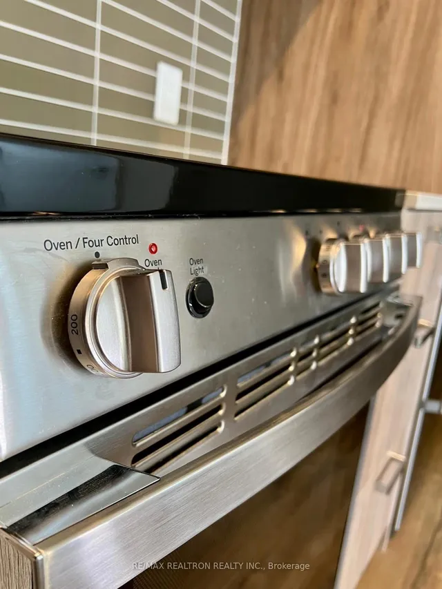 Additional image 13 of 1787 St Clair Ave Unit 604