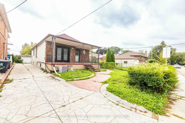 Additional image 36 of 9 Hertford Ave