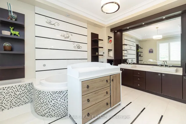 Additional image 24 of 26 Citation Dr