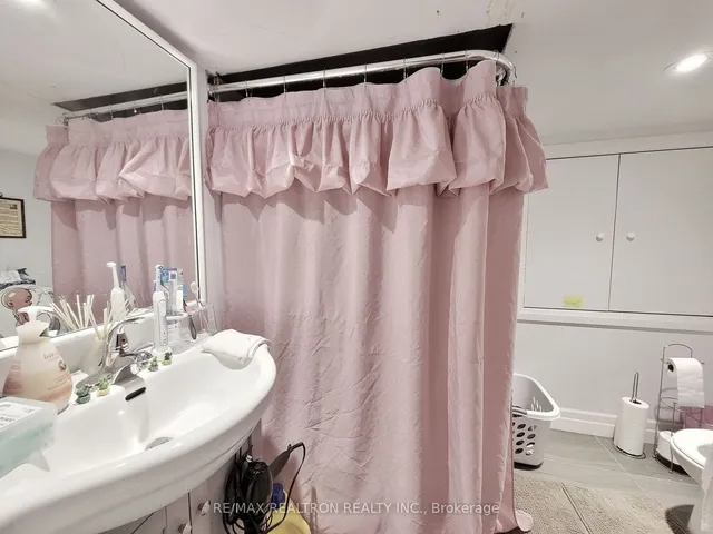 Additional image 32 of 185 Steeles Ave