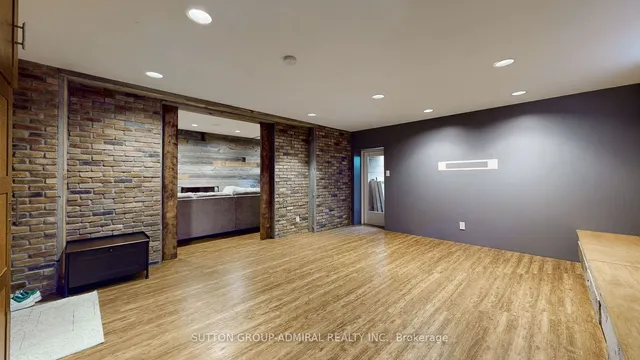 Additional image 35 of 8 Mead Crt