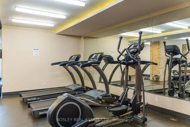 Additional image 35 of 39 Sherbourne St Unit 706