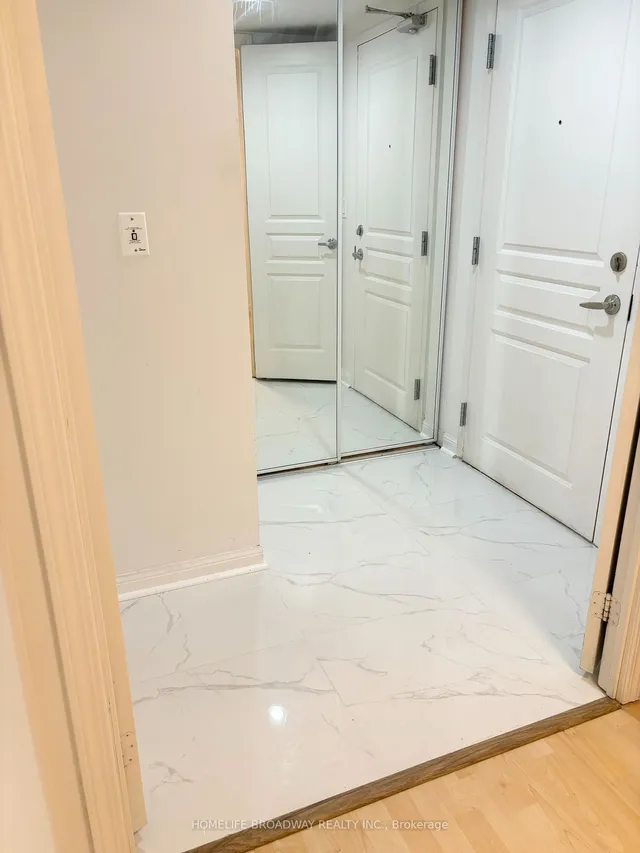 Additional image 16 of 140 Simcoe St Unit 911