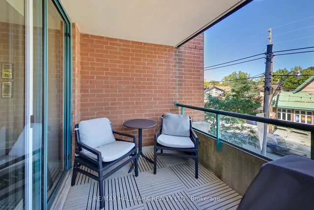 Additional image 22 of 1733 Queen St Unit 220