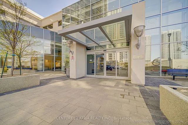 Additional image 25 of 135 Village Green Sq Unit 2015