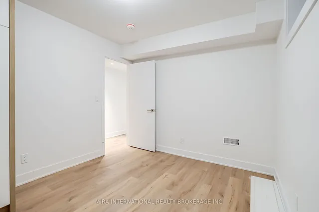 Additional image 29 of 231 Symington Ave