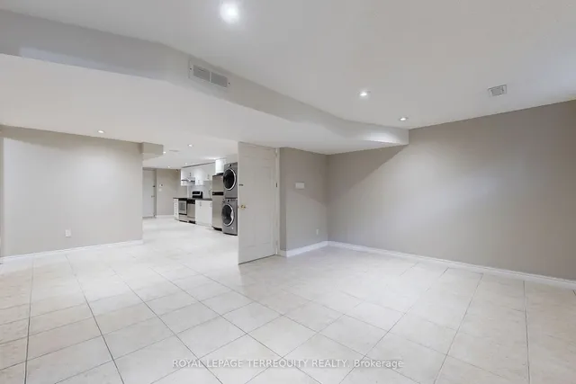 Additional image 23 of 219 Dunview Ave