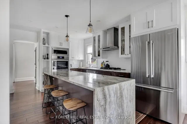 Additional image 8 of 2567 Lake Shore Blvd