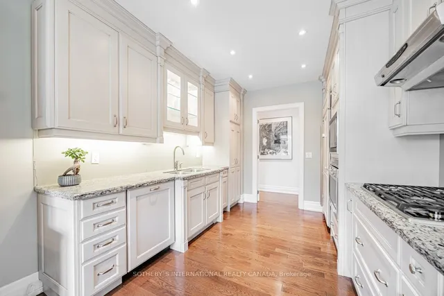 Additional image 14 of 20 Burkebrook Pl Unit 432