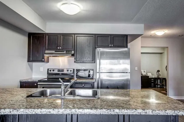 Additional image 12 of 137 Isaac Devins Blvd Unit 6