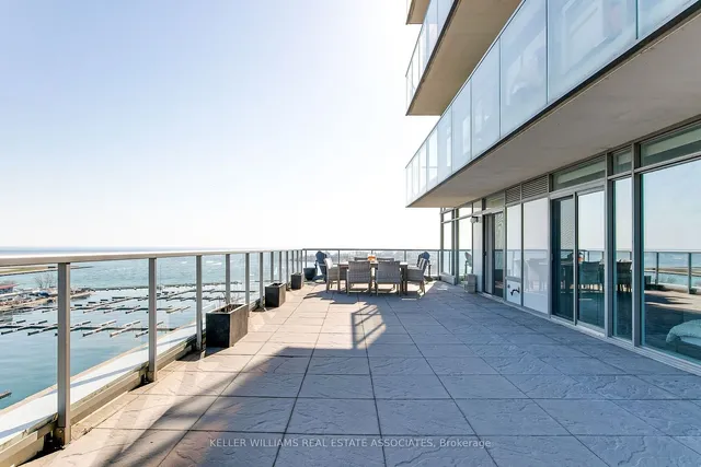 Additional image 3 of 90 Stadium Rd Unit 1002