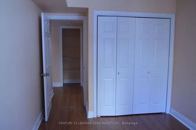 Additional image 17 of 71 Simcoe St Unit 1504