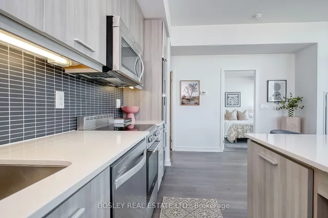 Additional image 15 of 105 George St Unit 1904