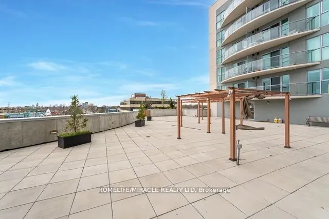 Additional image 38 of 2152 Lawrence Ave Unit 1002