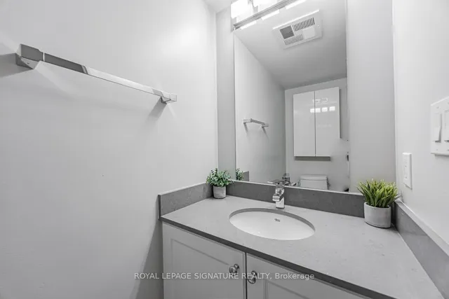 Additional image 10 of 415 Jarvis St Unit 401