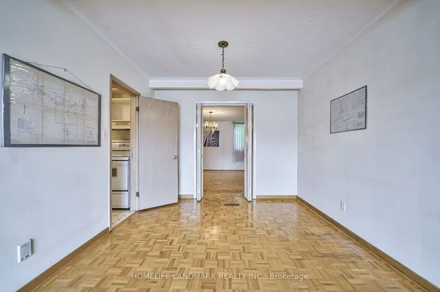 Additional image 8 of 796 Davenport Rd