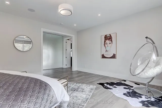 Additional image 22 of 58 Larabee Cres