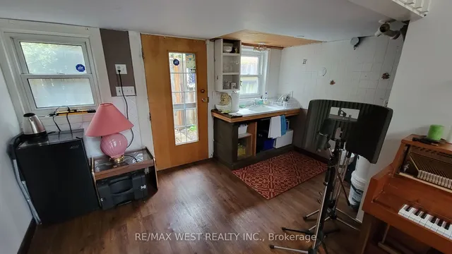 Additional image 35 of 112 Crawford St