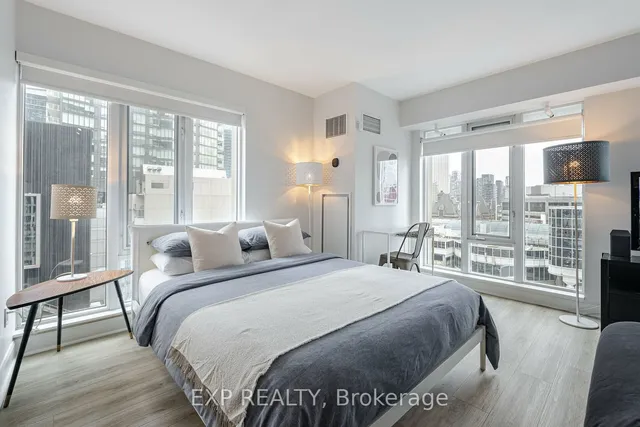 200 Victoria St Unit 1301