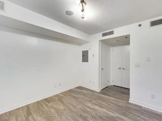 Additional image 21 of 57 East Liberty St Unit 214