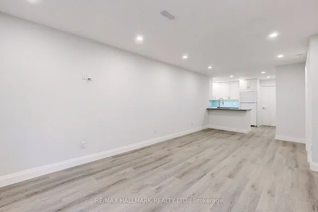 Additional image 28 of 36 Farley Cres