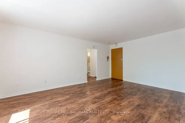 Additional image 4 of 53 Neptune Dr Unit 2