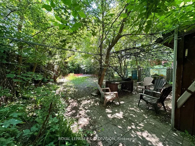 Additional image 9 of 165 High Park Ave