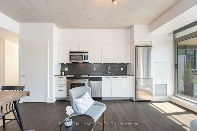 Additional image 13 of 90 Trinity St Unit 401