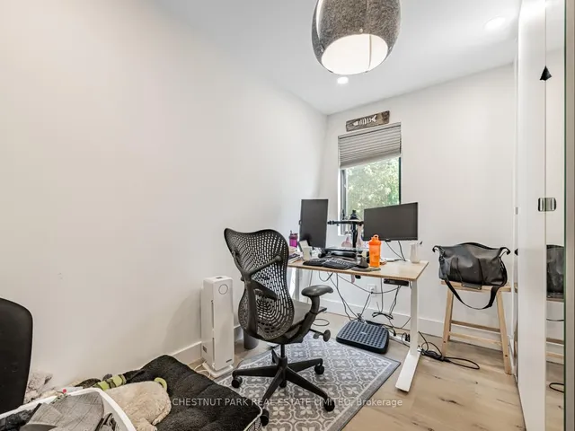 Additional image 13 of 237 Lumsden Ave