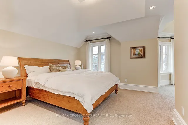 Additional image 24 of 2 Sorrel Crt