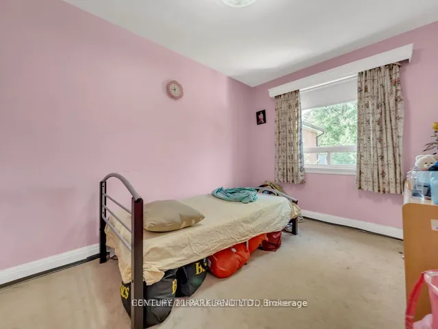 Additional image 28 of 304 Donlands Ave