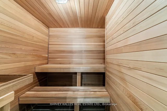 Additional image 34 of 64 Centre Ave