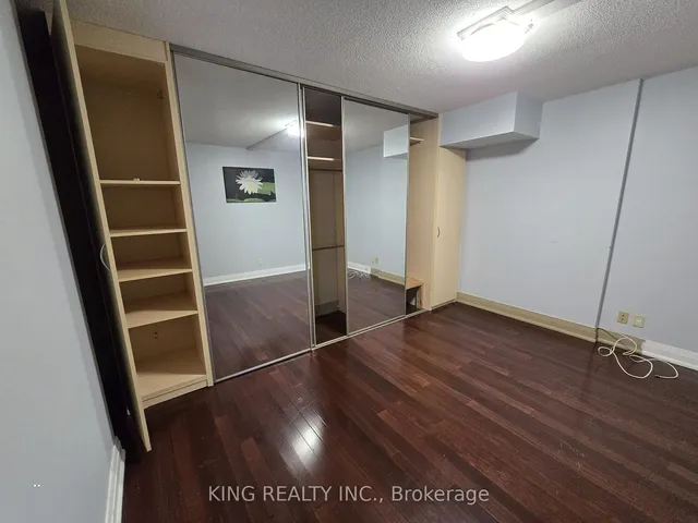 Additional image 5 of 2737 Keele St Unit 829