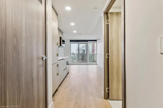 Additional image 9 of 38 Widmer St Unit 4302