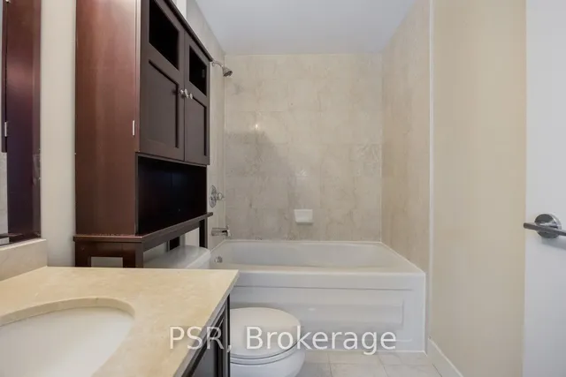 Additional image 19 of 438 King St Unit 612