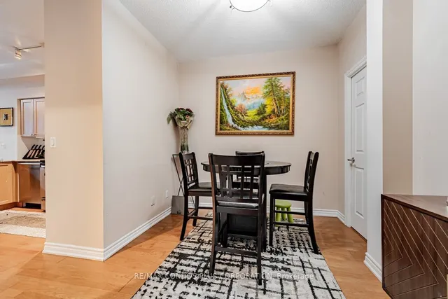 761 Bay St Unit 3403