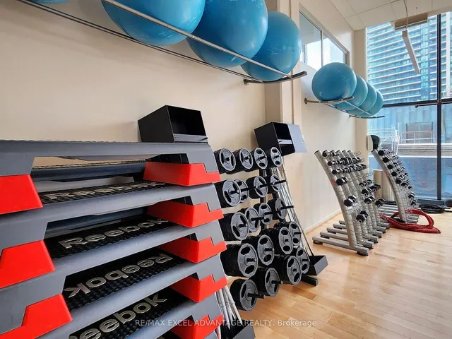 Additional image 25 of 100 Harbour St Unit 6707