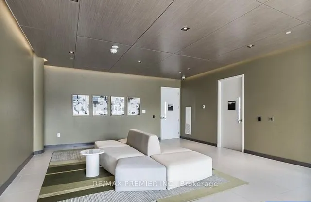 Additional image 17 of 225 Sumach St Unit 912