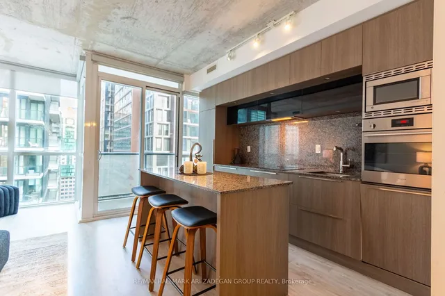 Additional image 5 of 88 Blue Jays Way Unit 2503