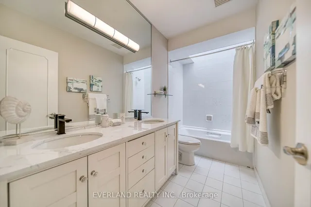 Additional image 36 of 8 Elliotwood Crt