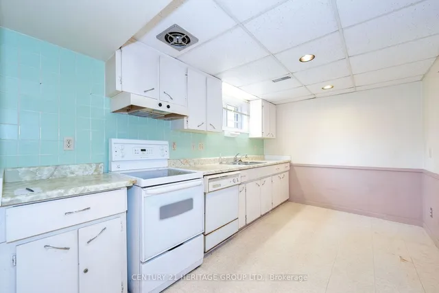 Additional image 17 of 226 Pleasant Ave