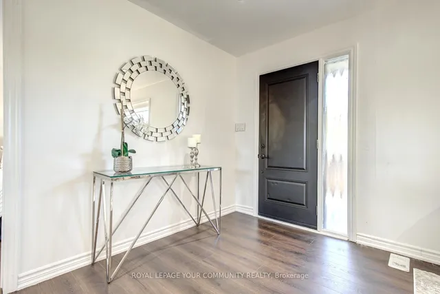 Additional image 6 of 2 Christina Cres